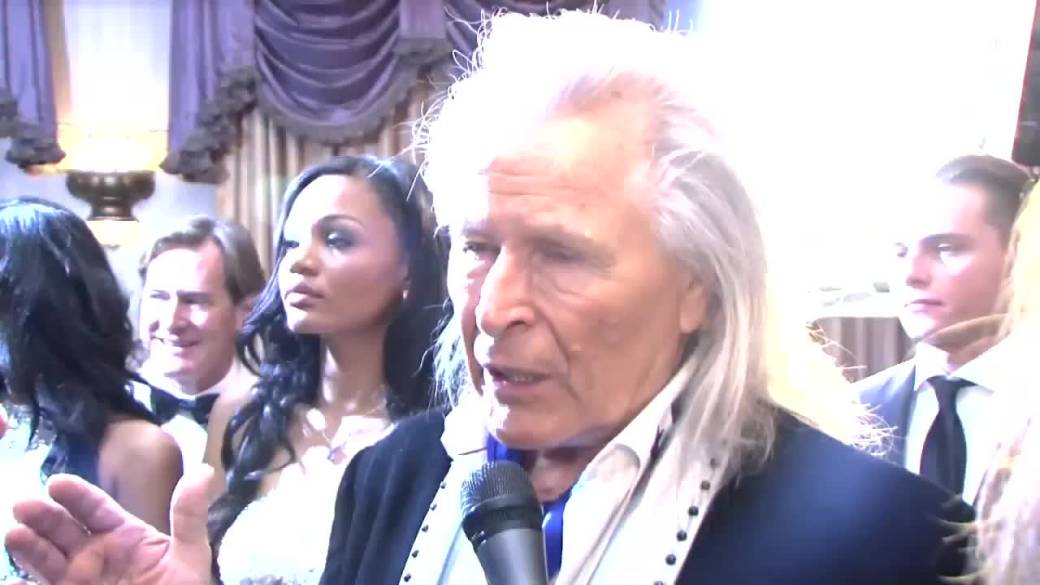 Click to Play Video: 'Canadian Fashion Mogul Peter Nygard Arrested on Sex Trafficking Charges'