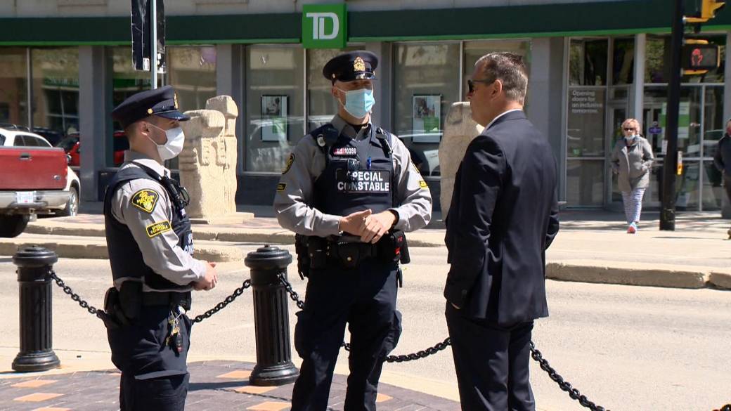 Click to Play Video: 'Alternate Response Officers Begin Work in Downtown Saskatoon to Close Gaps'