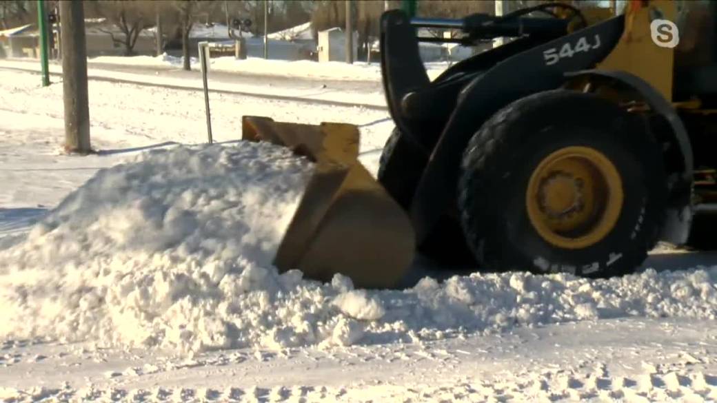 Click to play video: 'City of Winnipeg Snow Clearing'