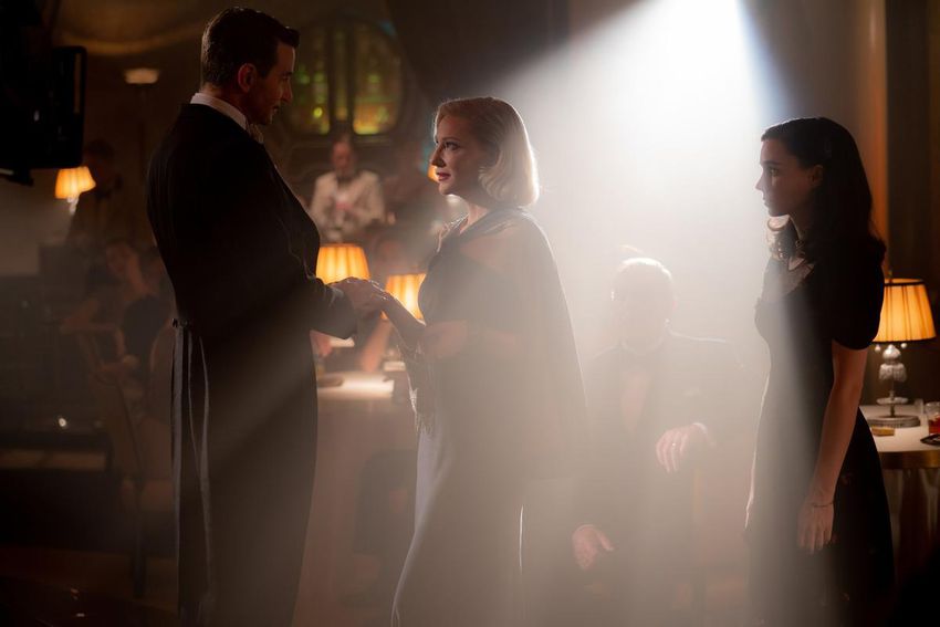 Bradley Cooper, Cate Blanchett and Rooney Mara in "Nightmare Alley."