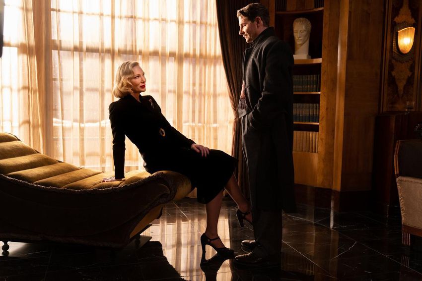 Cate Blanchett and Bradley Cooper in "Nightmare Alley."
