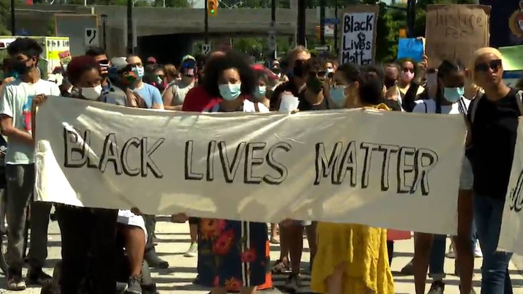 Click to play video: 'Protesters in Ottawa March Against Anti-Black Racism and Police Brutality'