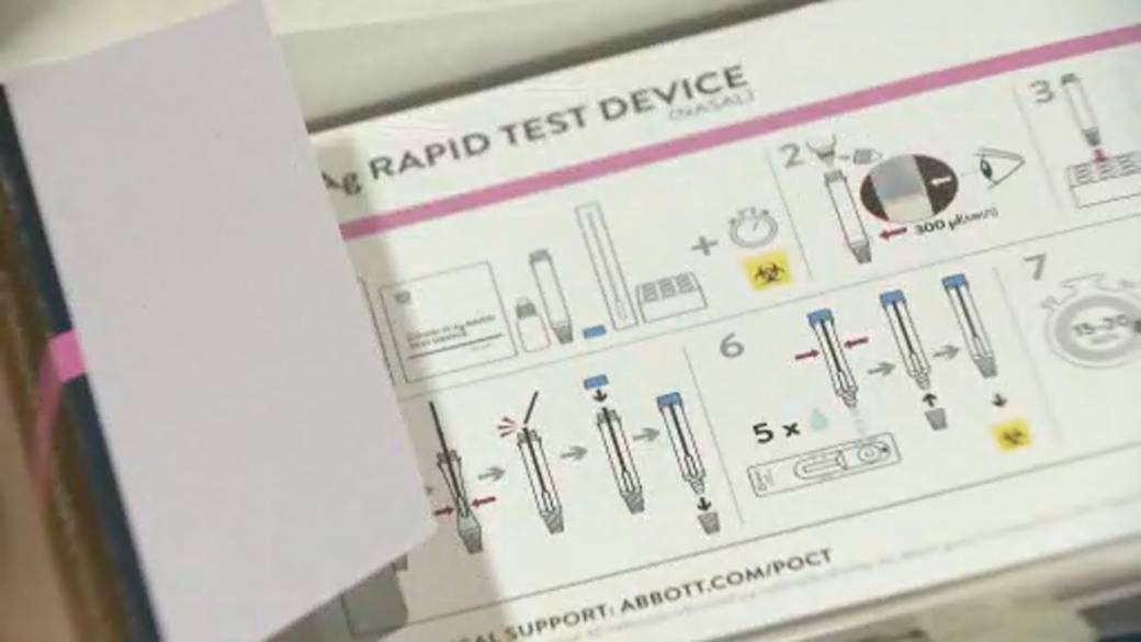 Click to play video: 'Rapid Antigen Test Kits for Peterborough Area Students During School Holidays'