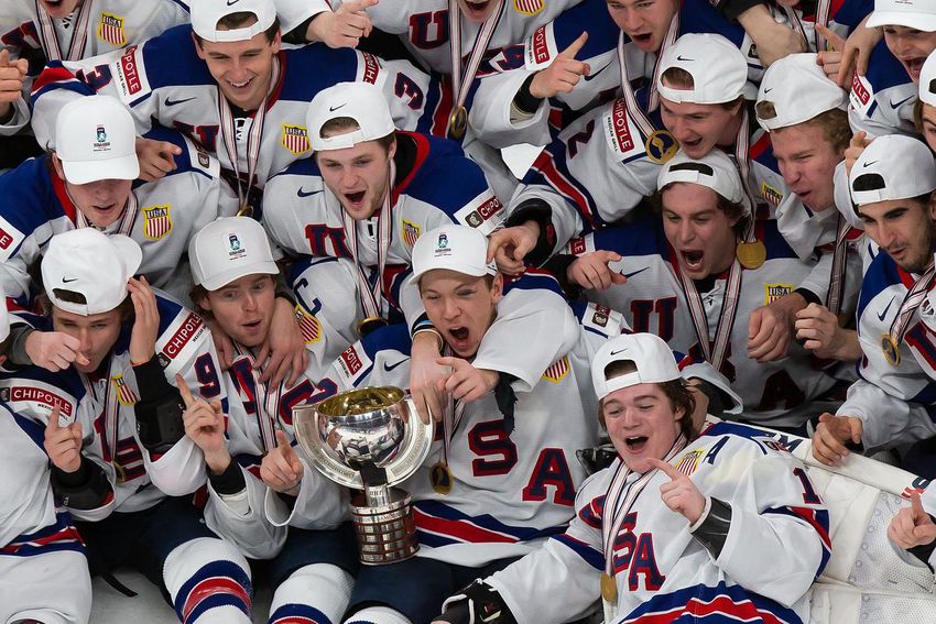 The United States celebrated youth hockey world gold at Edmonton Ice in January.  Five members of that team are back to try and repeat the start of Boxing Day.