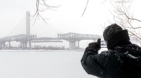 Alain Cartier records the dismantling of a major section of the original Champlain Bridge for posterity.