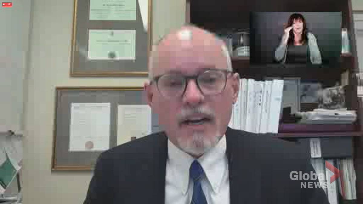 Click to play video: 'COVID-19: Moore Says Taking' Full Responsibility 'For Restrictions Amid Omicron Rise'