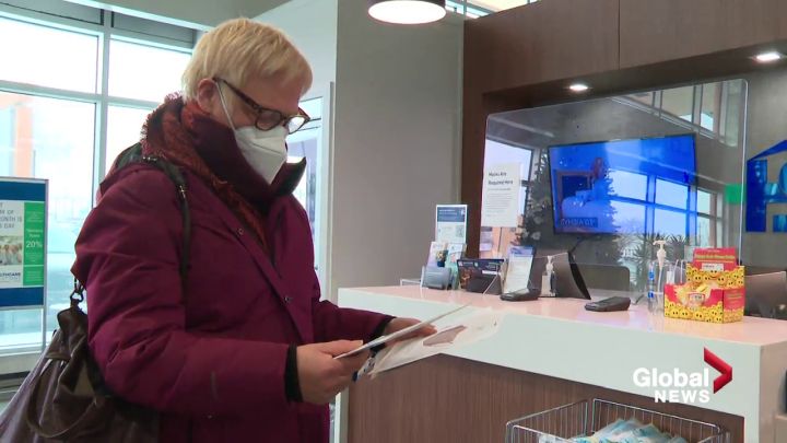 Click to play video: 'COVID-19: Edmontonians looking for N95 masks and quick tests will have to be happy'