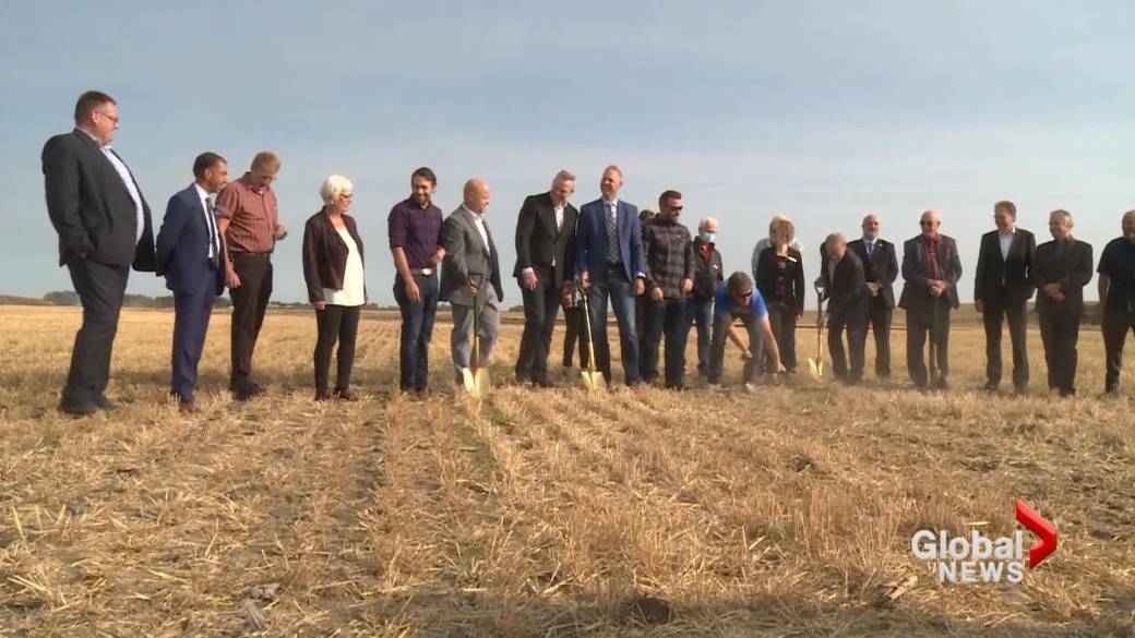 Click to play video: 'Construction begins at controversial Coaldale school'