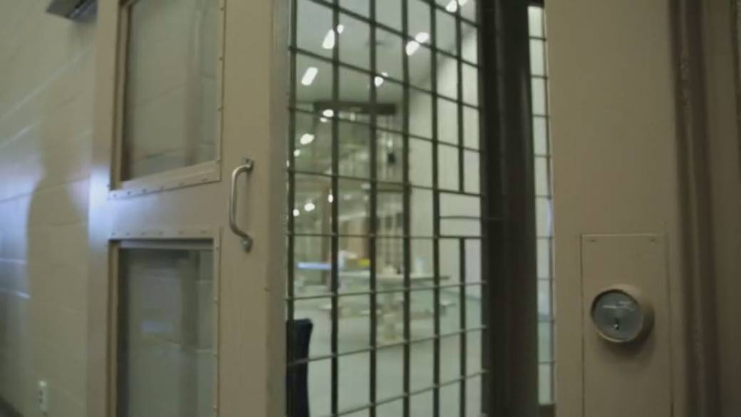 Click to play video: 'Concerns grow as COVID-19 spreads inside Saskatoon jail'