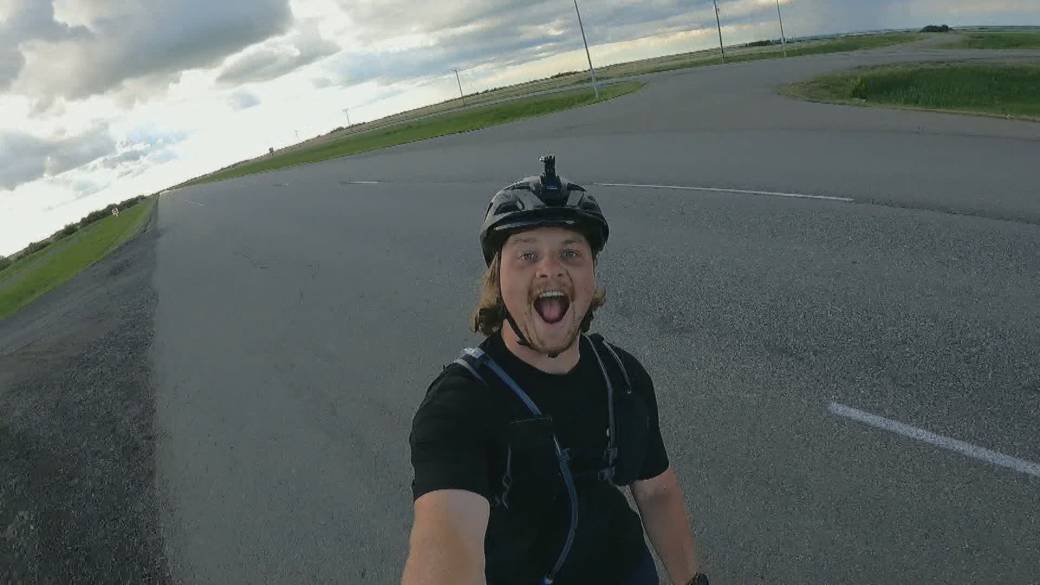 Click to play video: 'This is BC: Man sets record ride for a fashion cause'