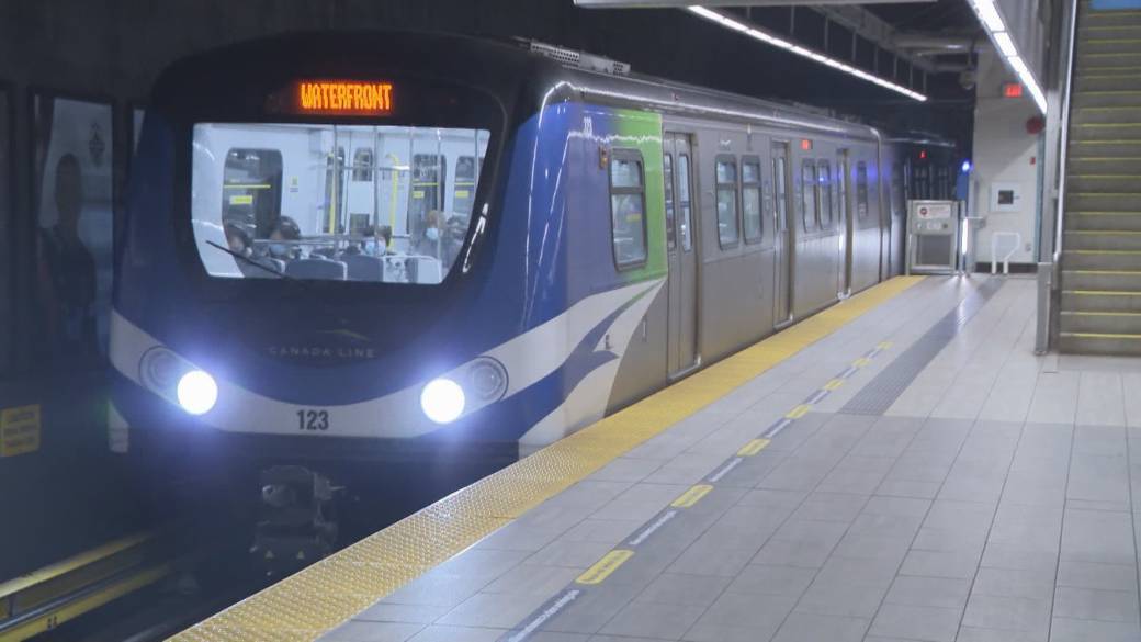 Click to play video: 'No strike yet as negotiations continue in Canada Line labor dispute'
