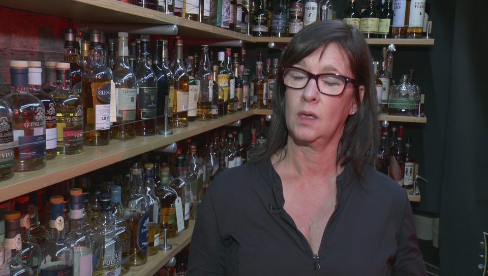 Click to play video: '$ 40,000 in whiskey seized from Vancouver restaurant'