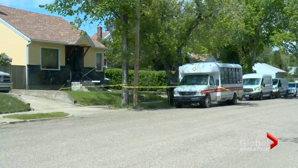 Click to play video: 'Mother, 2 children found dead after house fire in North Battleford, Sask.'