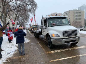Manifestation d'un convoi de camions à Edmonton, en Alberta, le 5 février 2022.