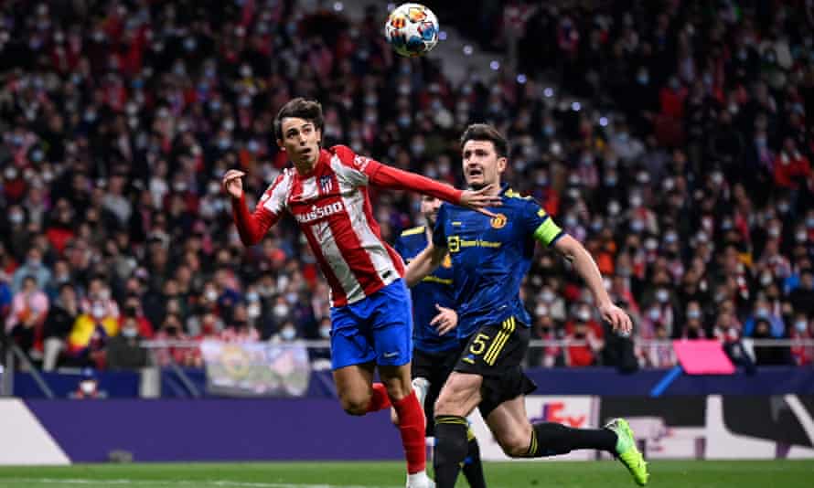 João Félix échappe à Harry Maguire et dirige l'Atlético Madrid en tête