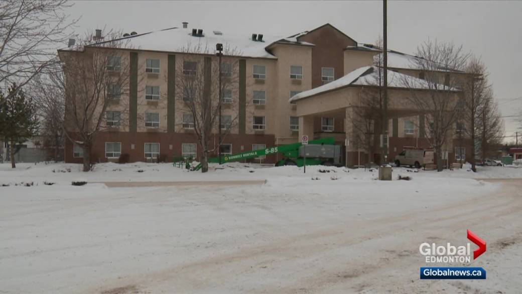 Click to play video: '2 former Edmonton hotels being converted to affordable housing'