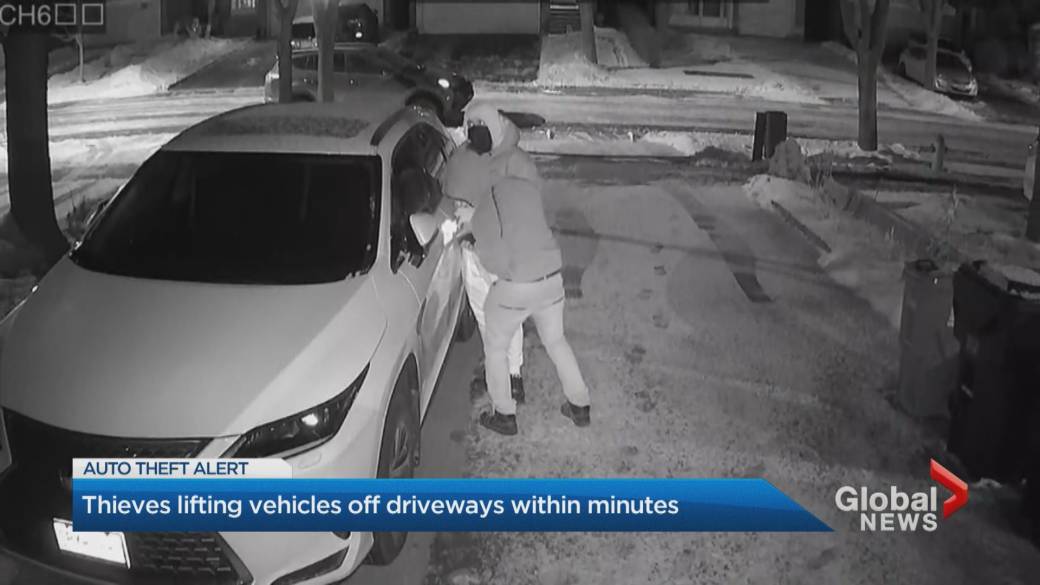 Click to play video: 'Thieves lifting vehicles off driveways within minutes'