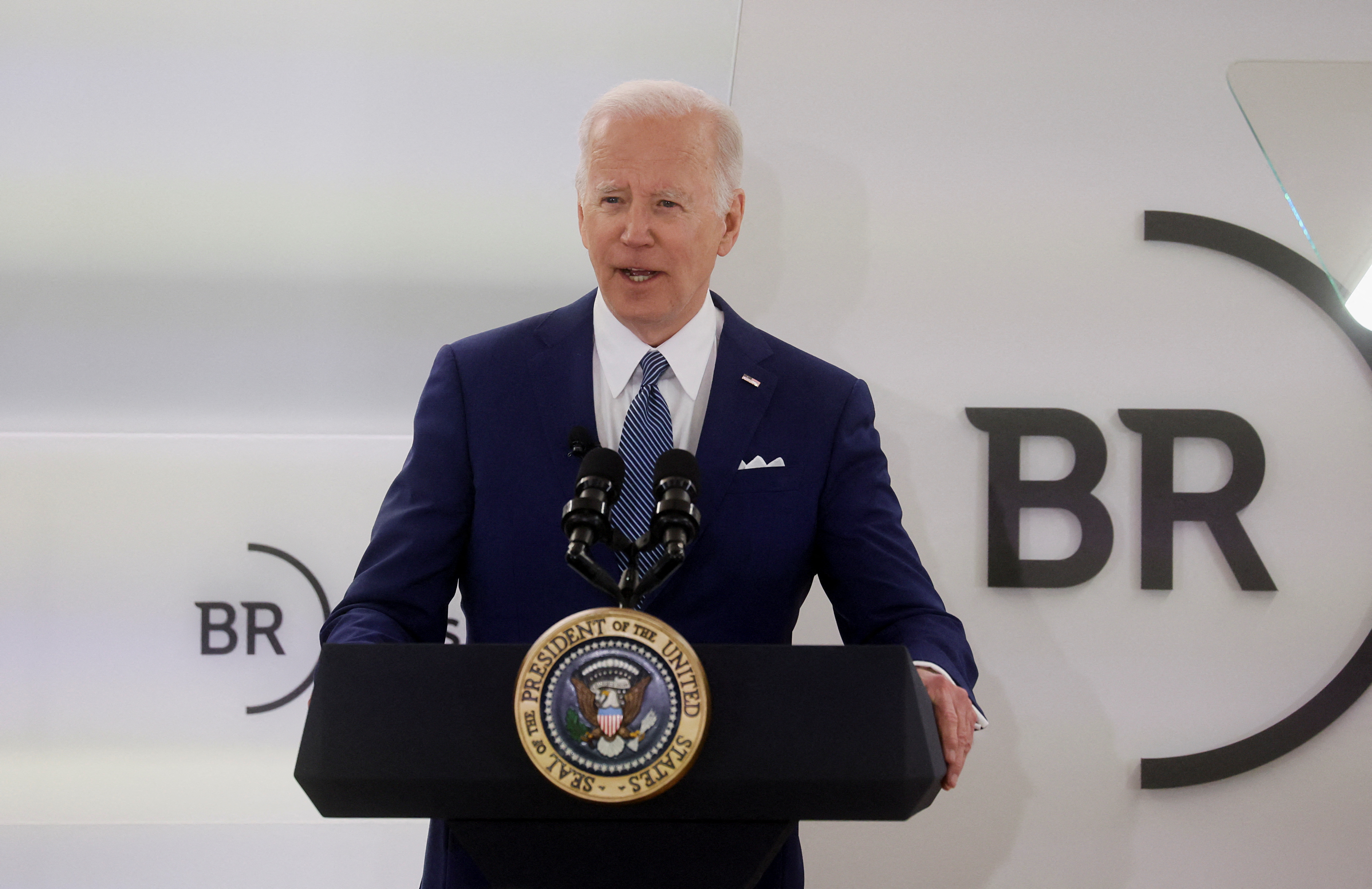 Le président américain Biden discute de la réponse des États-Unis à l'invasion russe de l'Ukraine et met en garde les PDG contre les cyberattaques potentielles de la Russie, à Washington