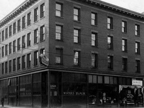 1913: Hotel Winters — corner of Abbott and Water streets.