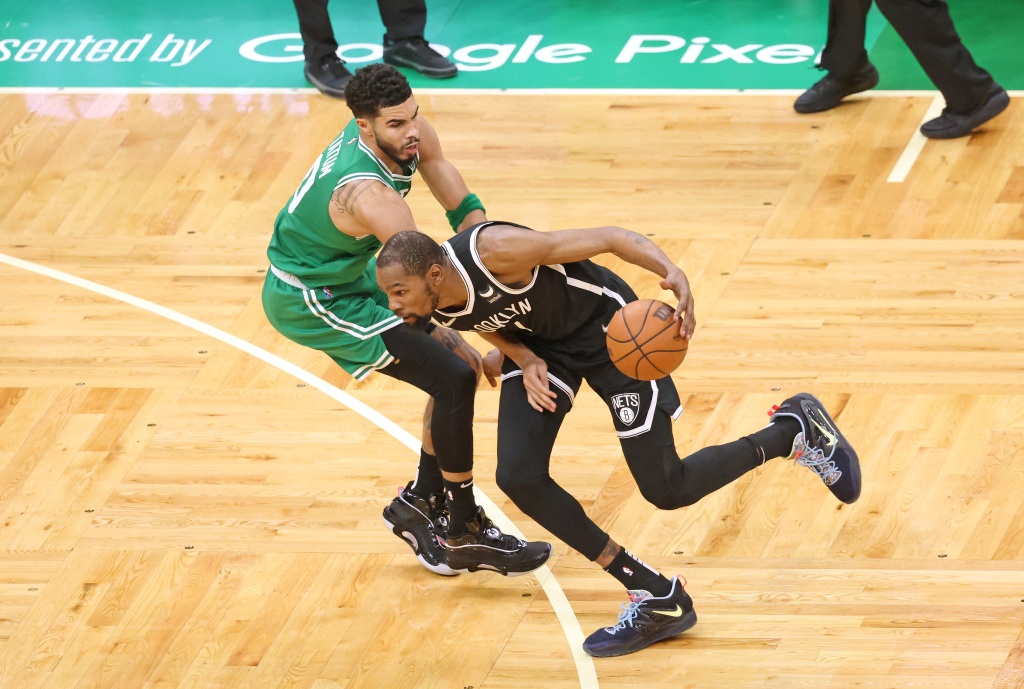 Kevin Durant dribbles during the Nets' Game 2 loss to the Celtics. 