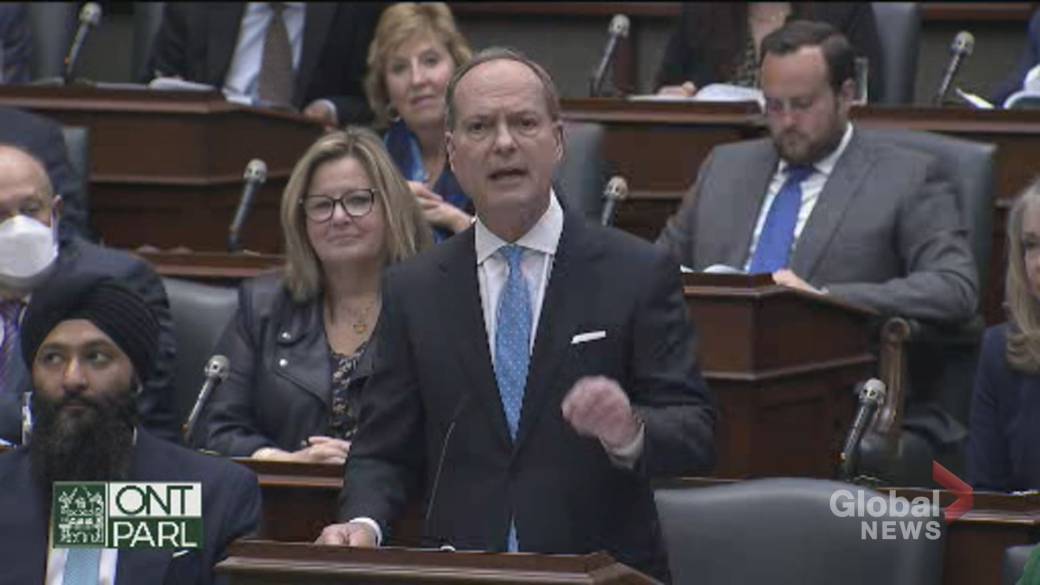Click to play video: 'Ontario Budget 2022: Bethlenfalvy Outlines Gas Tax Cuts, LIFT Tax Credit Changes'