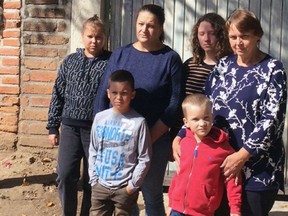 Six members of an extended Ukrainian family — including four young cousins ​​— are staying with Canadian friends in Mexico while waiting for Canadian visa red tape to get untangled.