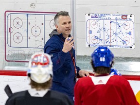 Montreal Canadiens head coach Martin St. Louis talks strategy during practice at the Bell Sports Complex in Brossard on Monday, April 25, 2022.