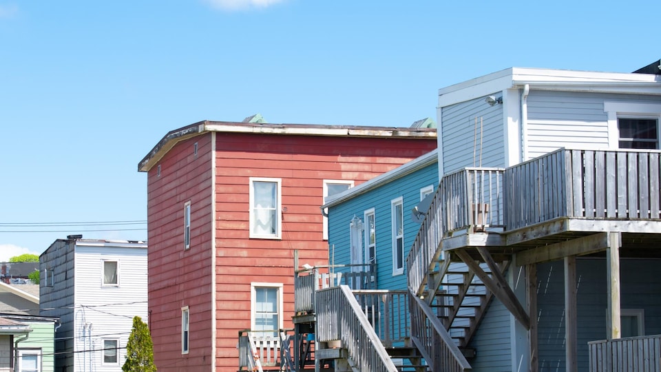 Housing in New Brunswick, in Saint John.