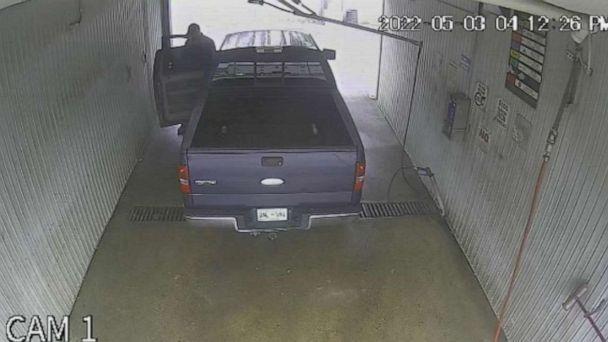 PHOTO: A vehicle believed to have been used by Casey White and Vicky White was found at a car wash in Evansville, Ind. (US Marshalls Service)
