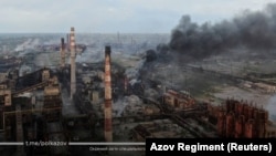 The bombing of the Azovstal metallurgical plant in Mariupol, where Ukrainian soldiers are defending themselves and the Russian army is constantly attacking.  This photo was released by the Azov Regiment on May 11, 2022. (Azov Regiment/Reuters)