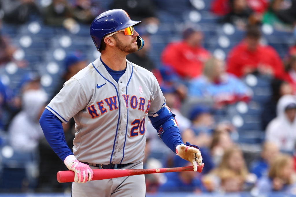 Pete Alonso during the Mets game against the Phillies