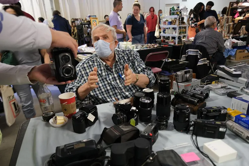 Camera vendor Hans Kotiesen has been in the market for ten years, and says coming to the market makes him feel alive.