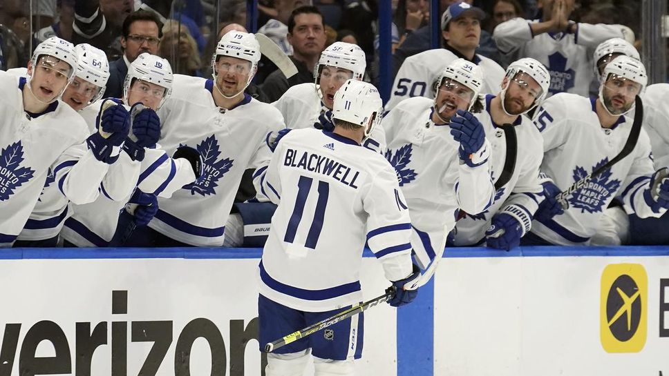 Colin Blackwell celebrates his goal against the Lightning with Maple Leafs teammates on Friday night in Tampa.