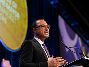 Mayor Amarjeet Sohi delivers the state of the city address to the Edmonton Chamber of Commerce at Edmonton Convention Center on Tuesday, May 10, 2022.