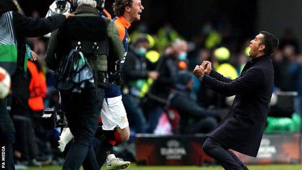 Giovanni van Bronckhorst celebrates