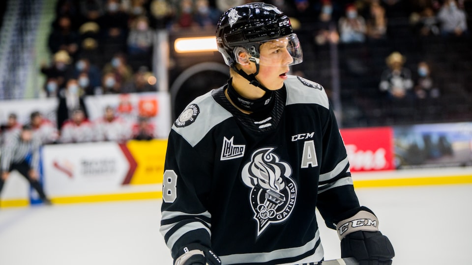 Tristan Luneau in uniform with the Gatineau Olympiques.