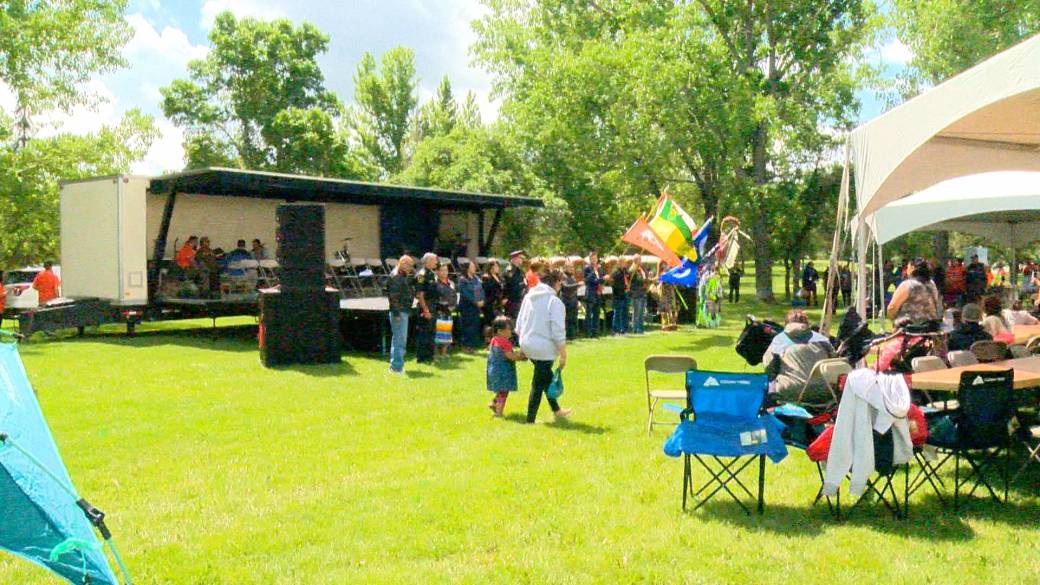 Click to play video: 'National Indigenous Peoples Day events take place in Victoria Park in Saskatoon'