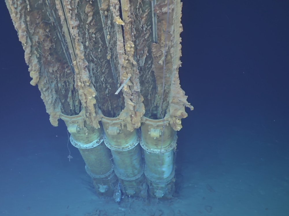underwater torpedo tubes